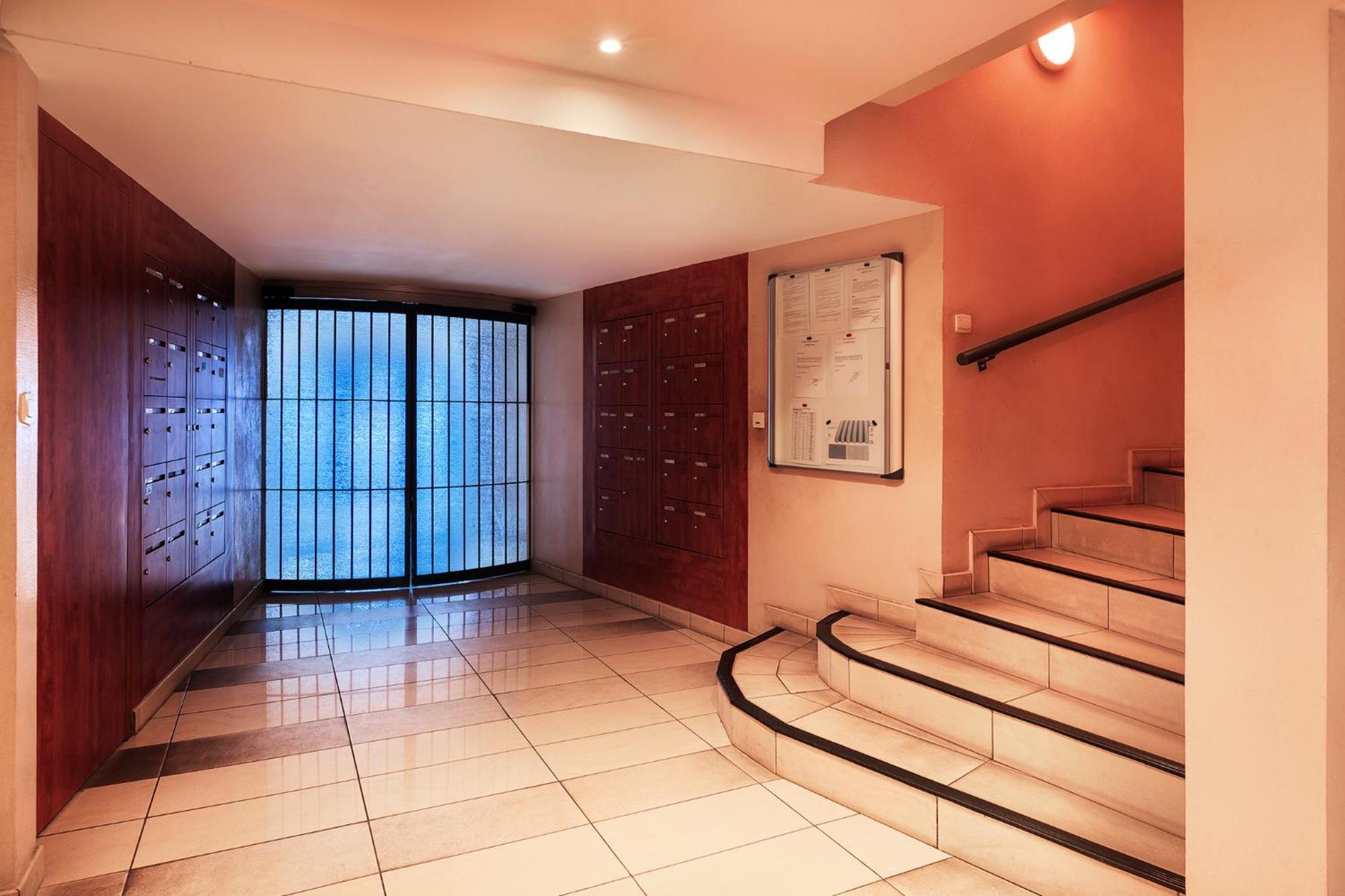 Jade - Appt 2 Chb - 4 Personnes - A 200 M Du Lagon De Saint-Pierre - Residence Avec Belle Piscine Et Parking Prive - Sur Le Front De Mer Et A 2 Pas Du Centre-Ville De St-Pierre Exterior photo